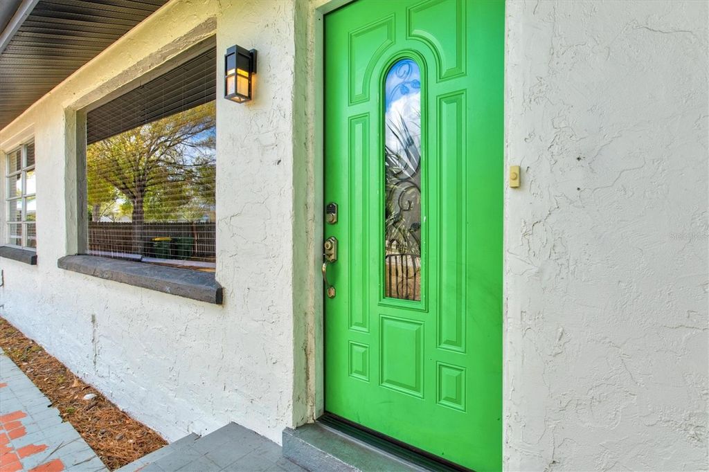 Photo of 2586 Tami Sola Street, Sarasota, FL 34237 (MLS # A4679191)