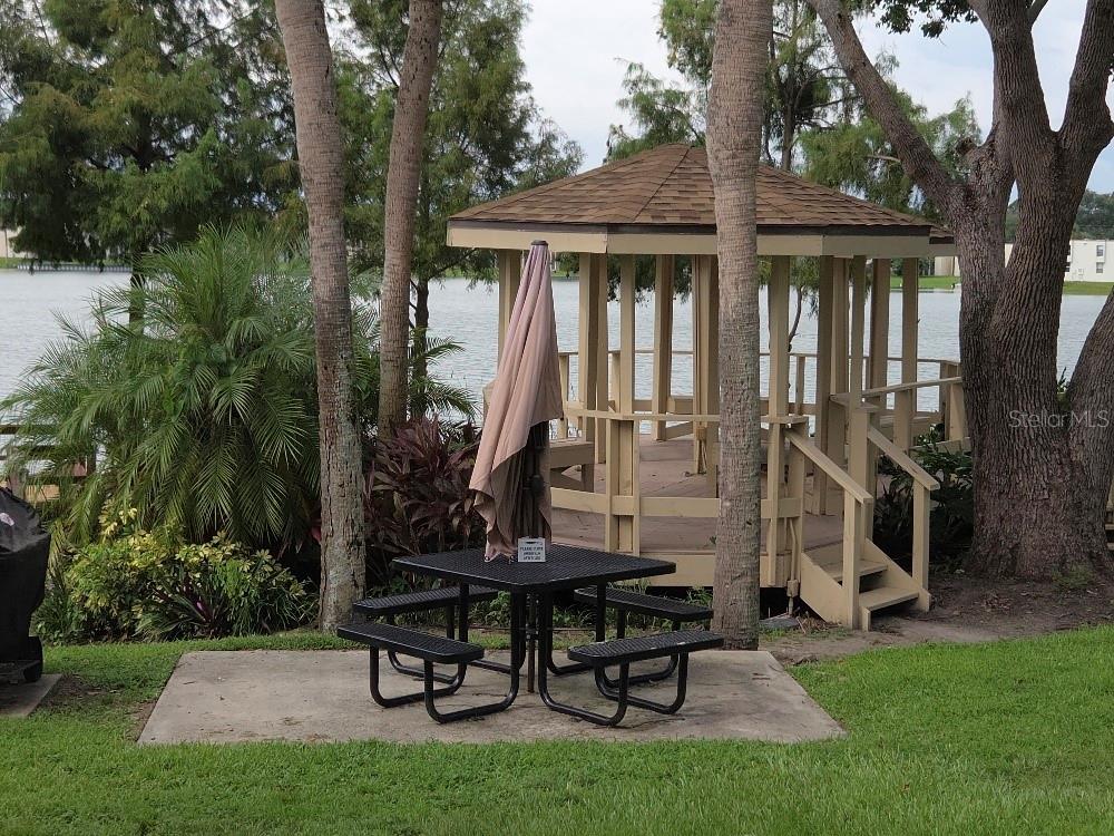 SANDY COVE - Residential