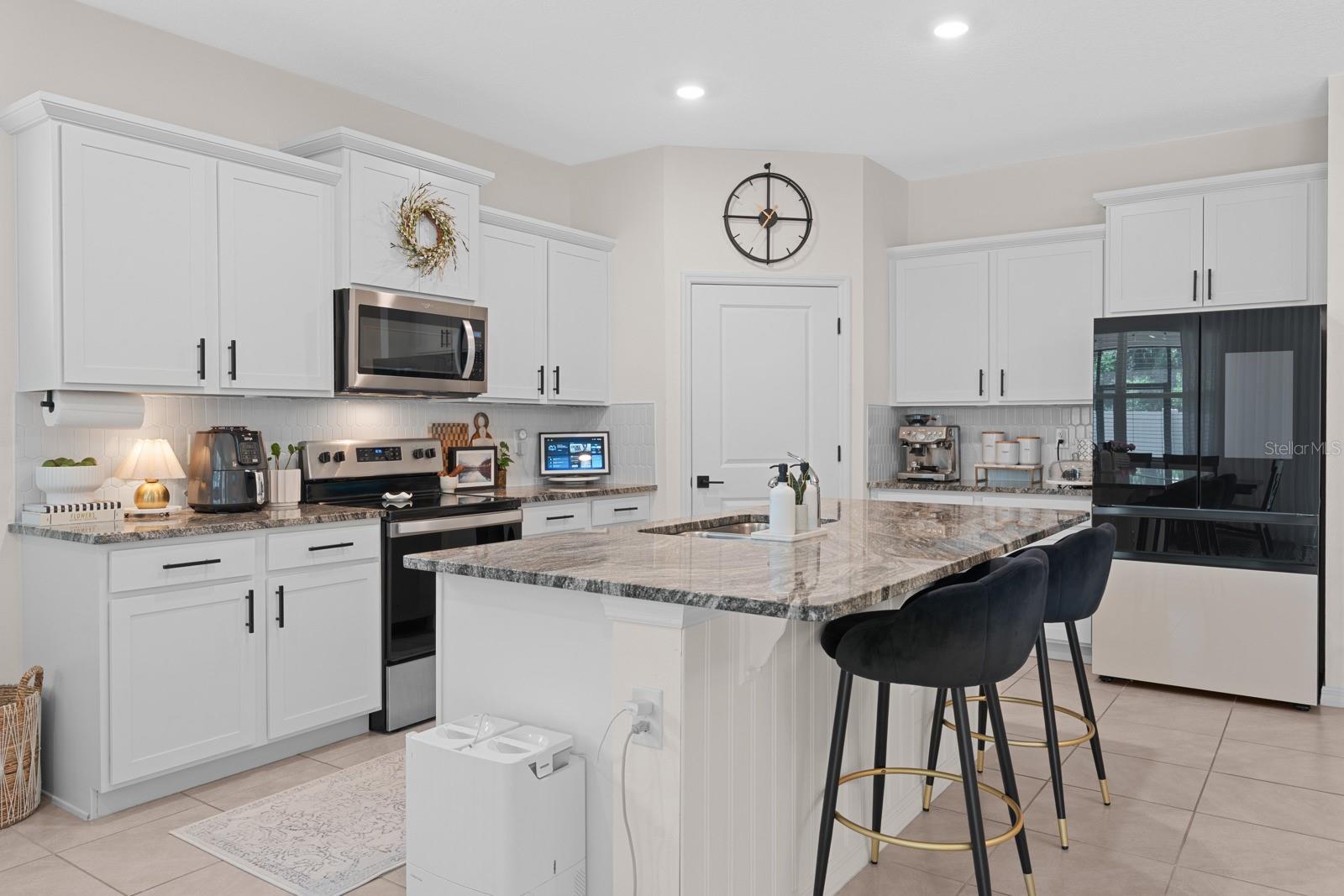 ZEPHYR LAKES SUB - Residential