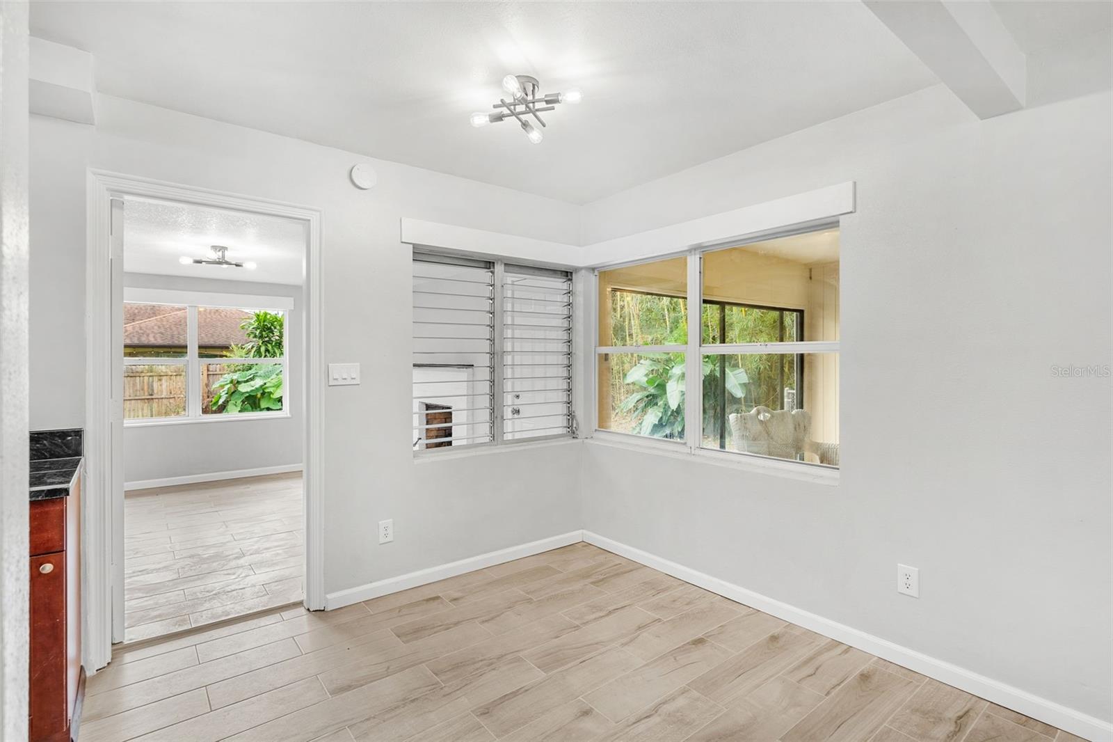 ALBERT LEE RIDGE ADD 02 - Residential