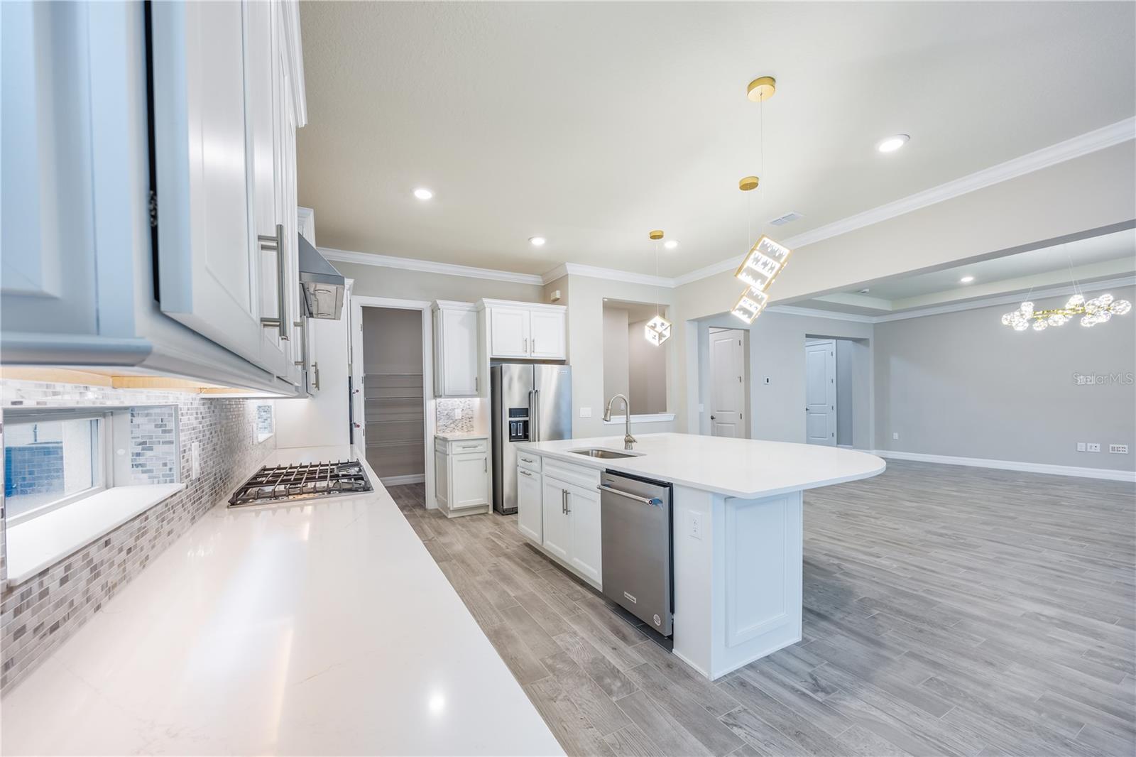 PHILLIPS GROVE TR J - Residential