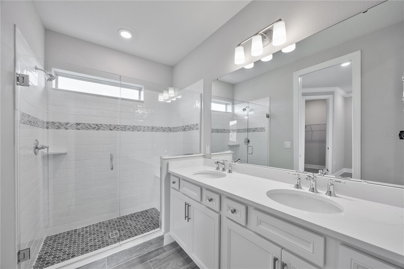 PHILLIPS GROVE TR J - Residential