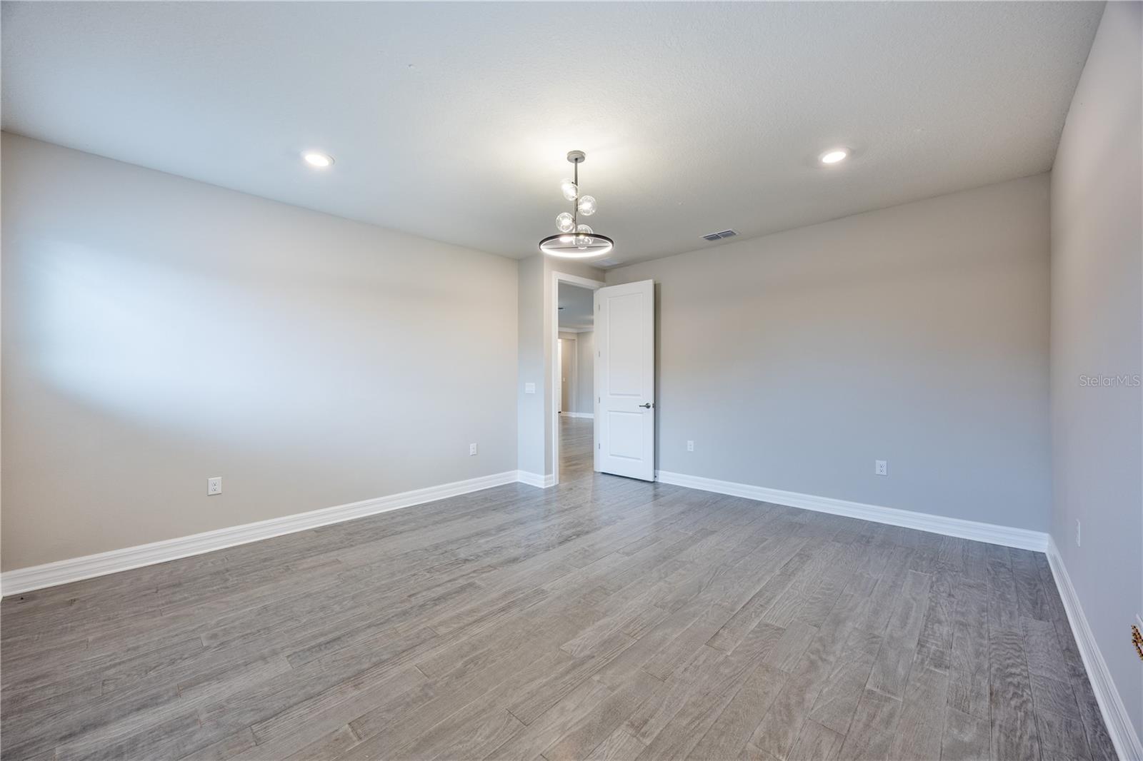 PHILLIPS GROVE TR J - Residential