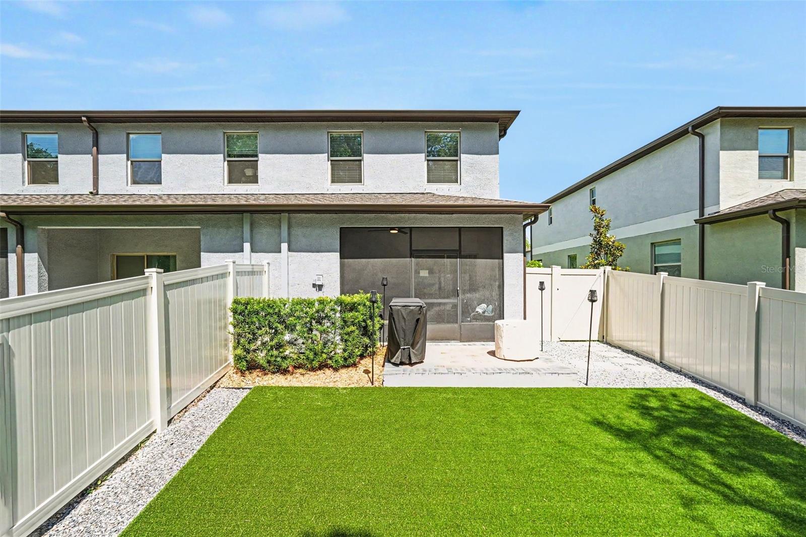 TOWNES/DARLINGTON - Residential