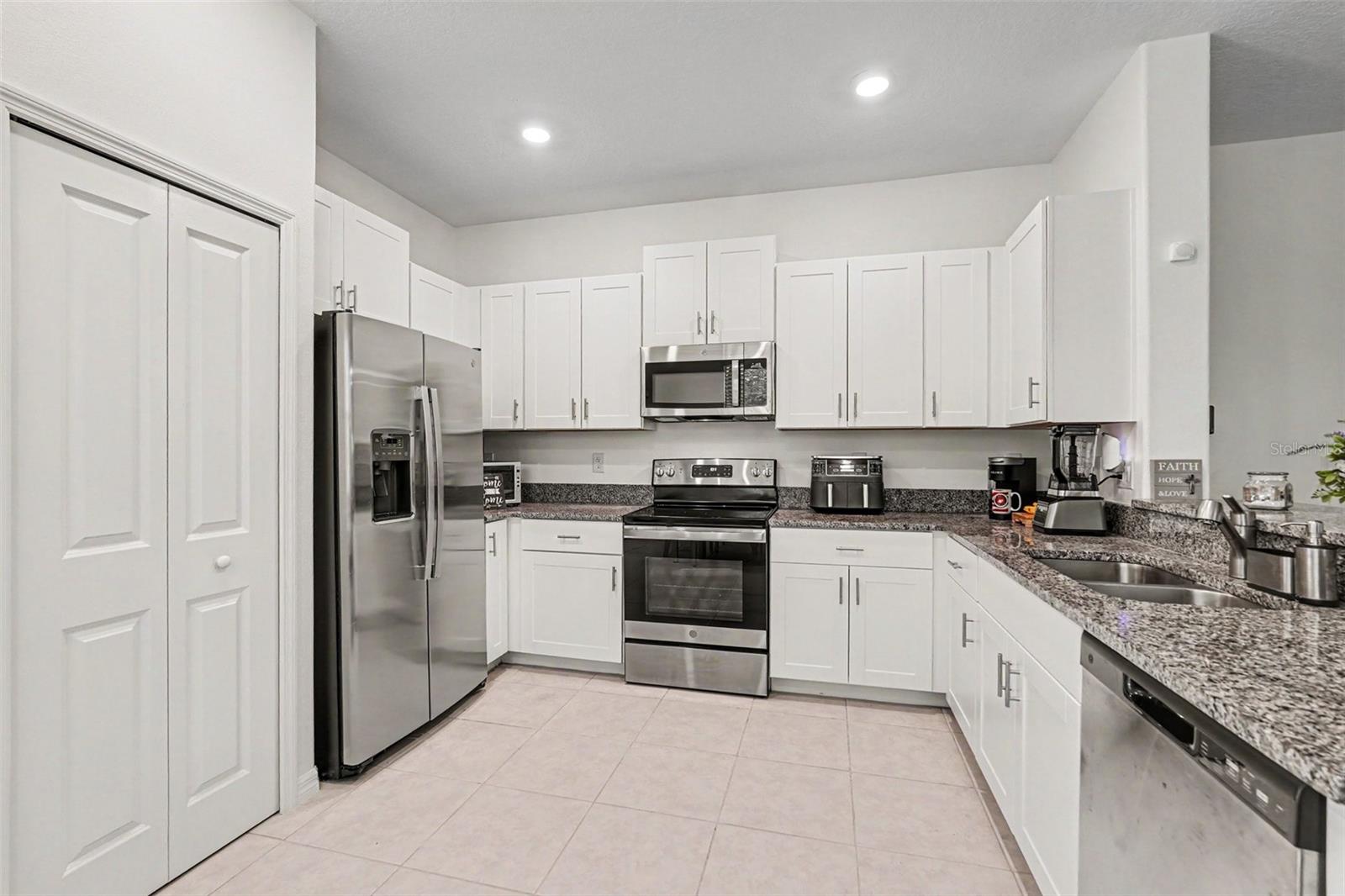 TOWNES/DARLINGTON - Residential