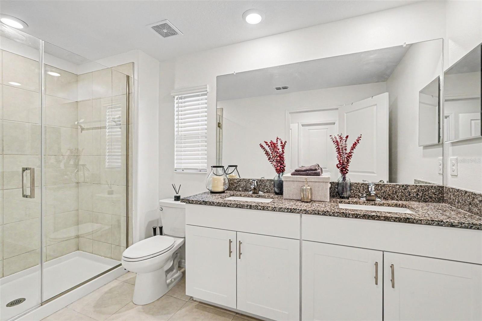 TOWNES/DARLINGTON - Residential