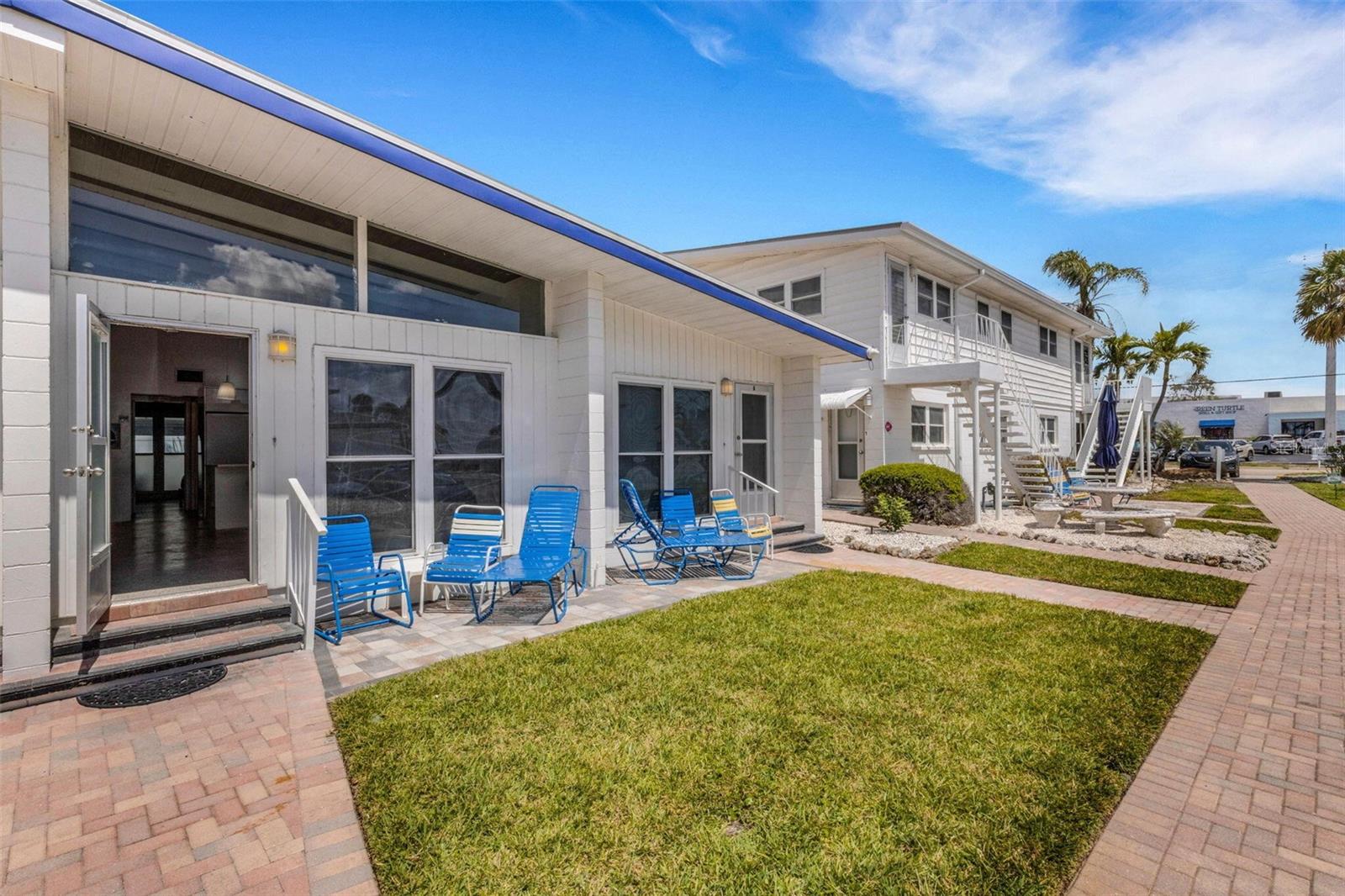 1129 SEASIDE DRIVE 7