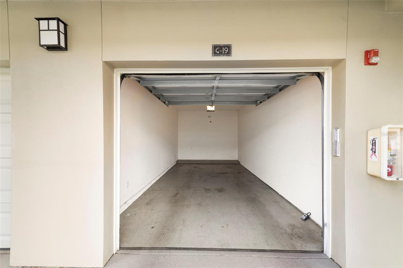 ARTISAN CLUB CONDO PH 2 - Residential