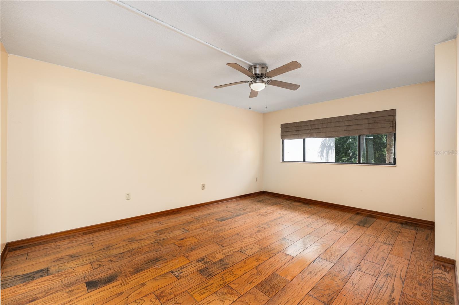 CARMEL BY THE LAKE UNIT 1 A CONDO - Residential