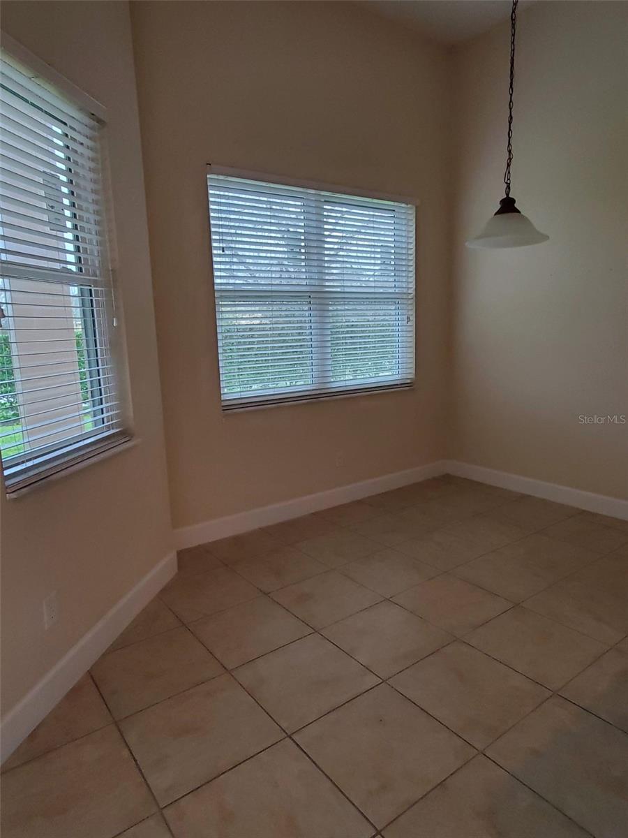 LIVE OAK RESERVE UNIT FOUR - Residential Lease
