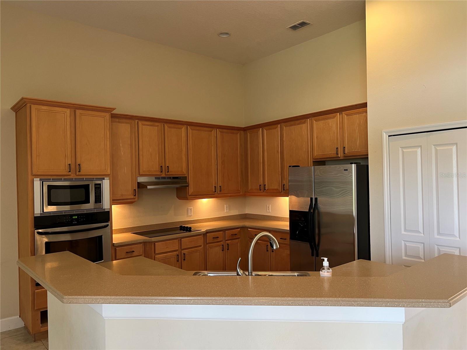 LIVE OAK RESERVE UNIT FOUR - Residential Lease