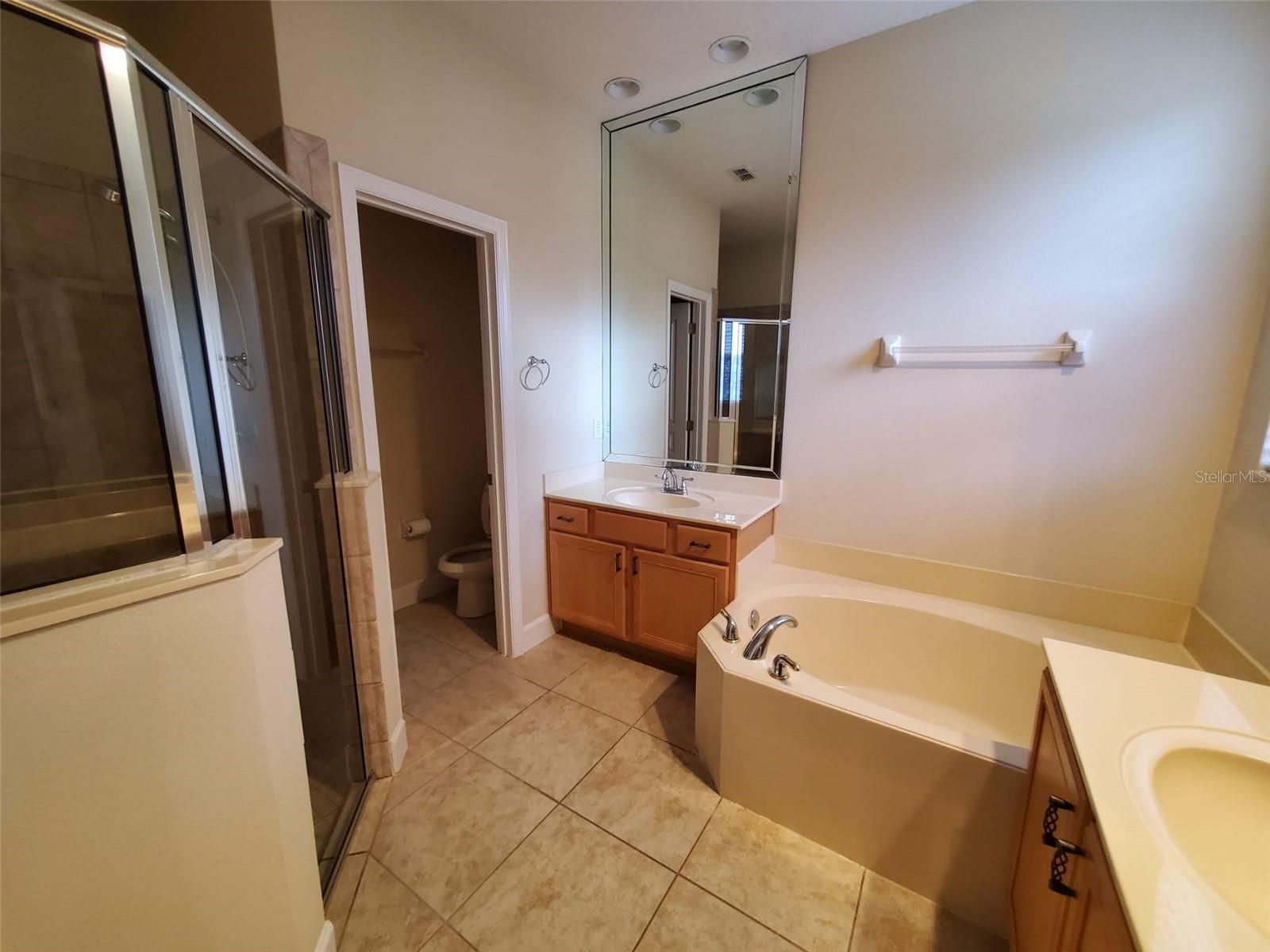 LIVE OAK RESERVE UNIT FOUR - Residential Lease