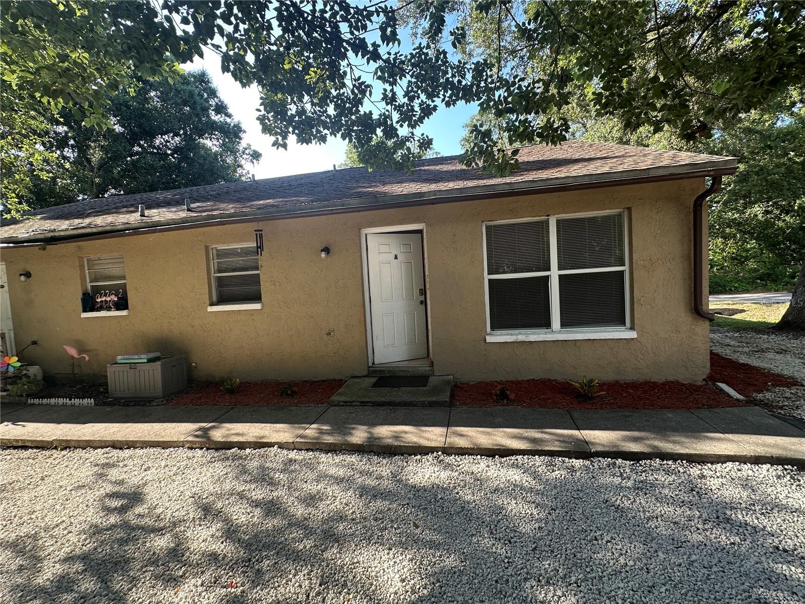 9406 N HARTTS DRIVE