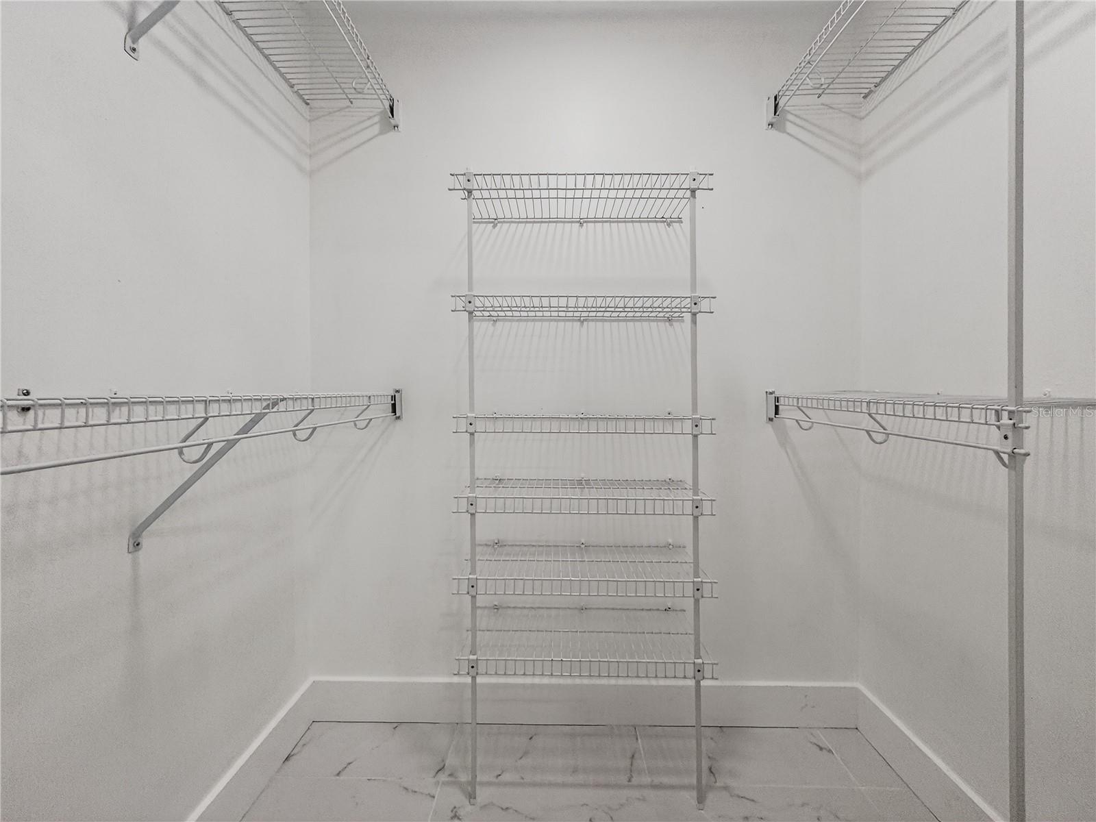 MOUNT DORA CHAUTAUQUA OVERLOOKING MOUNT DORA - Residential