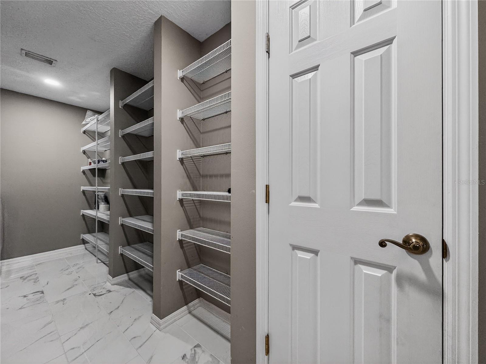 MOUNT DORA CHAUTAUQUA OVERLOOKING MOUNT DORA - Residential