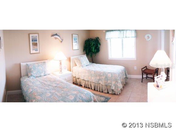 Pelican - Residential