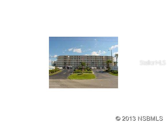 Pelican - Residential