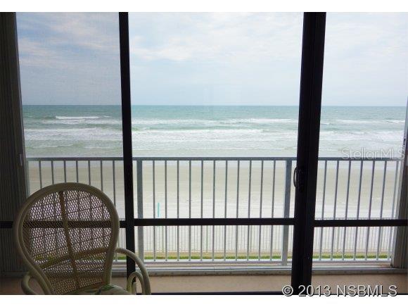 Pelican - Residential