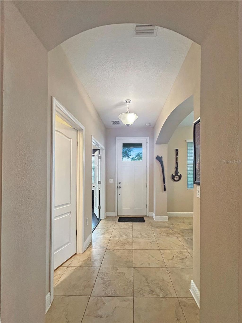 Photo of 2258 9th Avenue N, St Petersburg, FL 33713 (MLS # TB8474204)