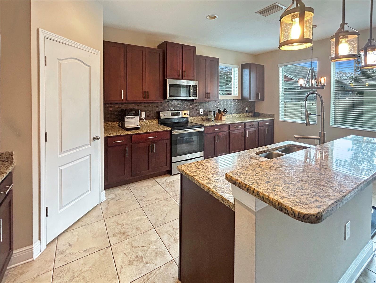 BRUNSON SUB - Residential