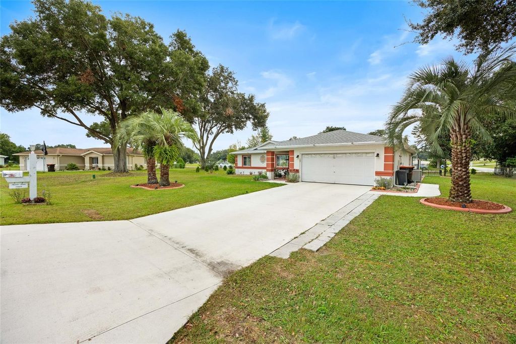 Photo of 10459 SW 62nd Court, Ocala, FL 34476 (MLS # OM710238)