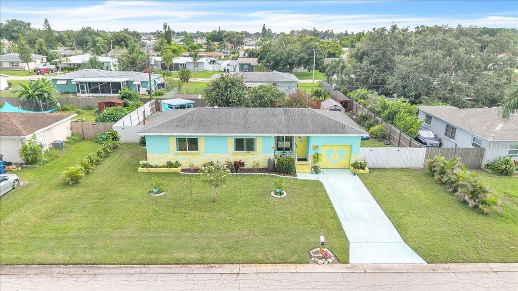 Photo of 1101 Lemonwood Avenue, Bradenton, FL 34207 (MLS # A4706337)