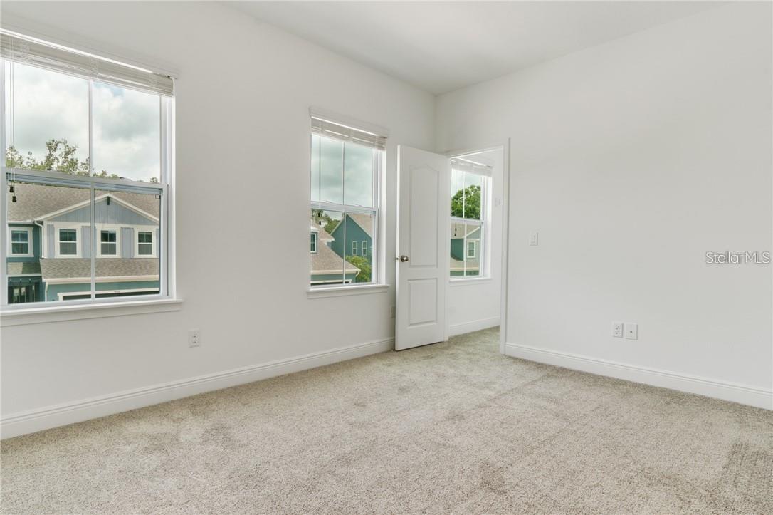 HAMMOCK PARK - Residential