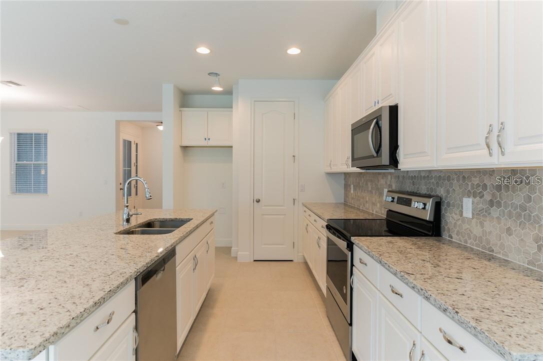 HAMMOCK PARK - Residential