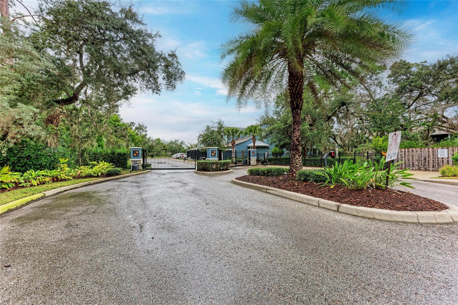 HAMMOCK PARK - Residential