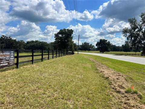 Tiny photo for Tbd NW 464b Highway, Morriston, FL 32668 (MLS # OM732868)