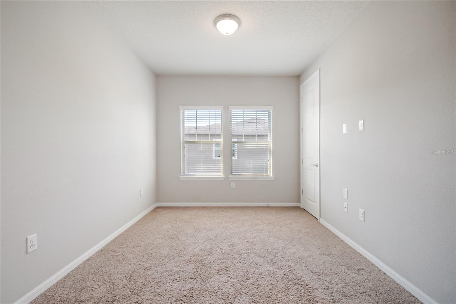 LAKEVIEW POINTE/HORIZON WEST 1 - Residential