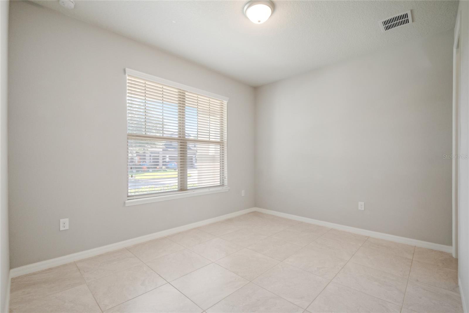 LAKEVIEW POINTE/HORIZON WEST 1 - Residential