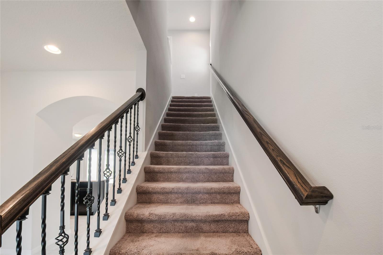 LAKEVIEW POINTE/HORIZON WEST 1 - Residential