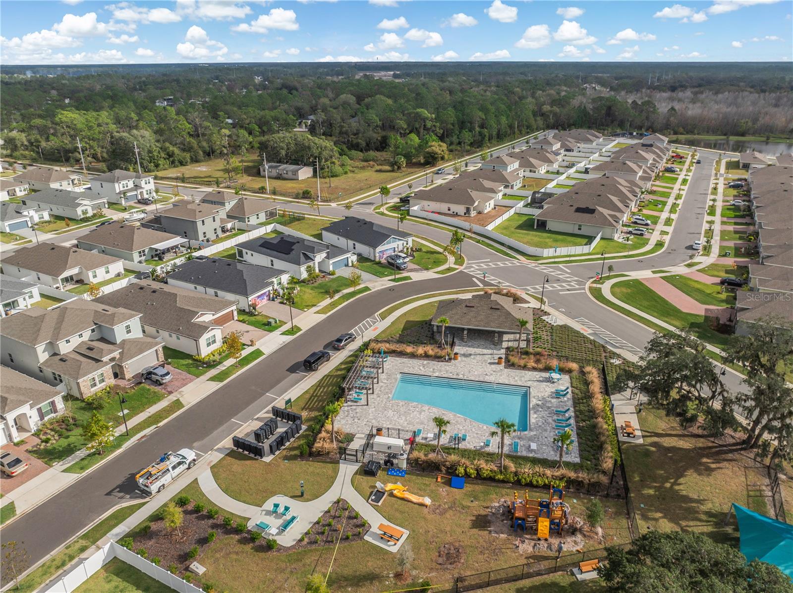 PRAIRIE OAKS - Residential