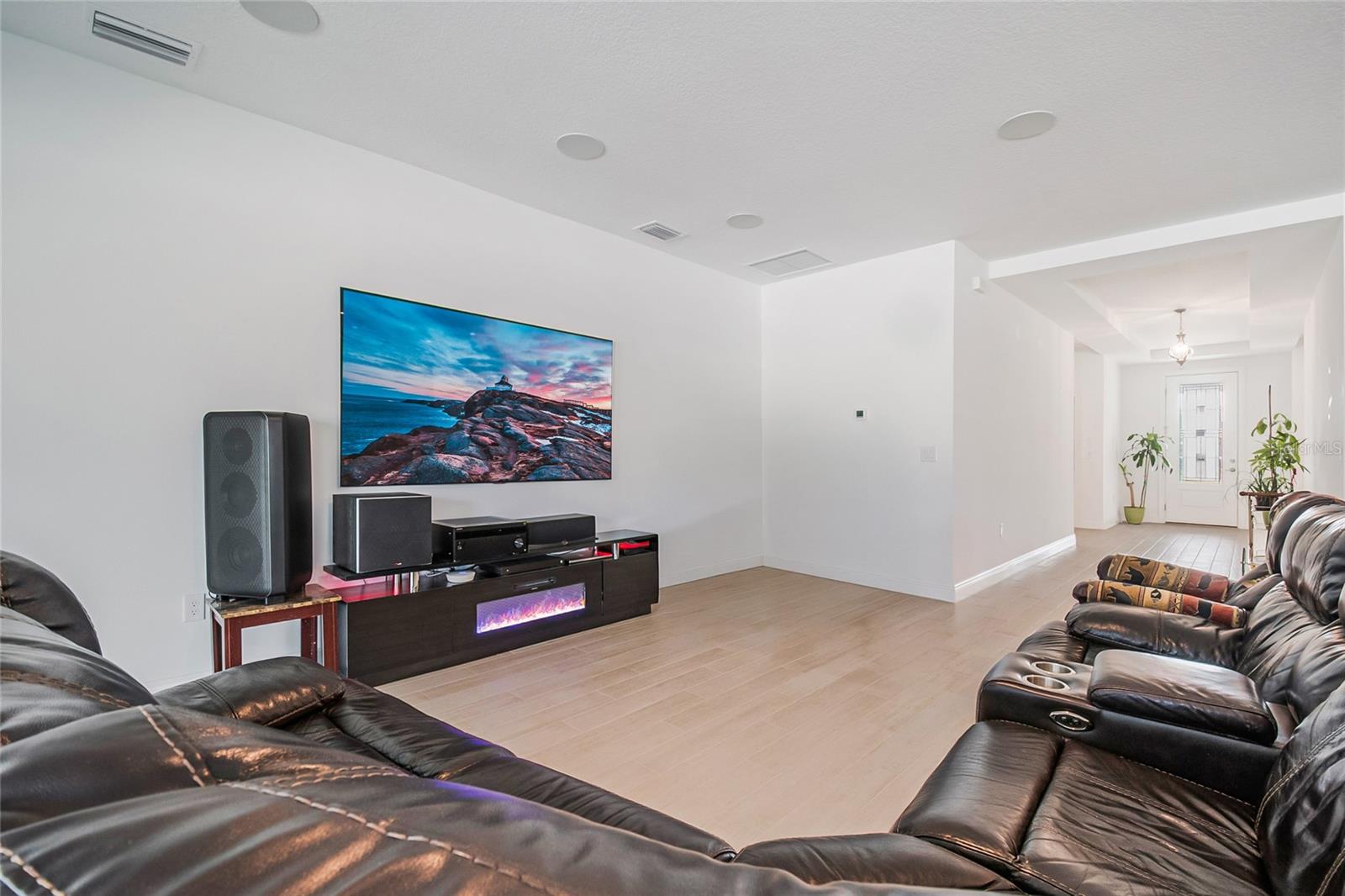 PRAIRIE OAKS - Residential