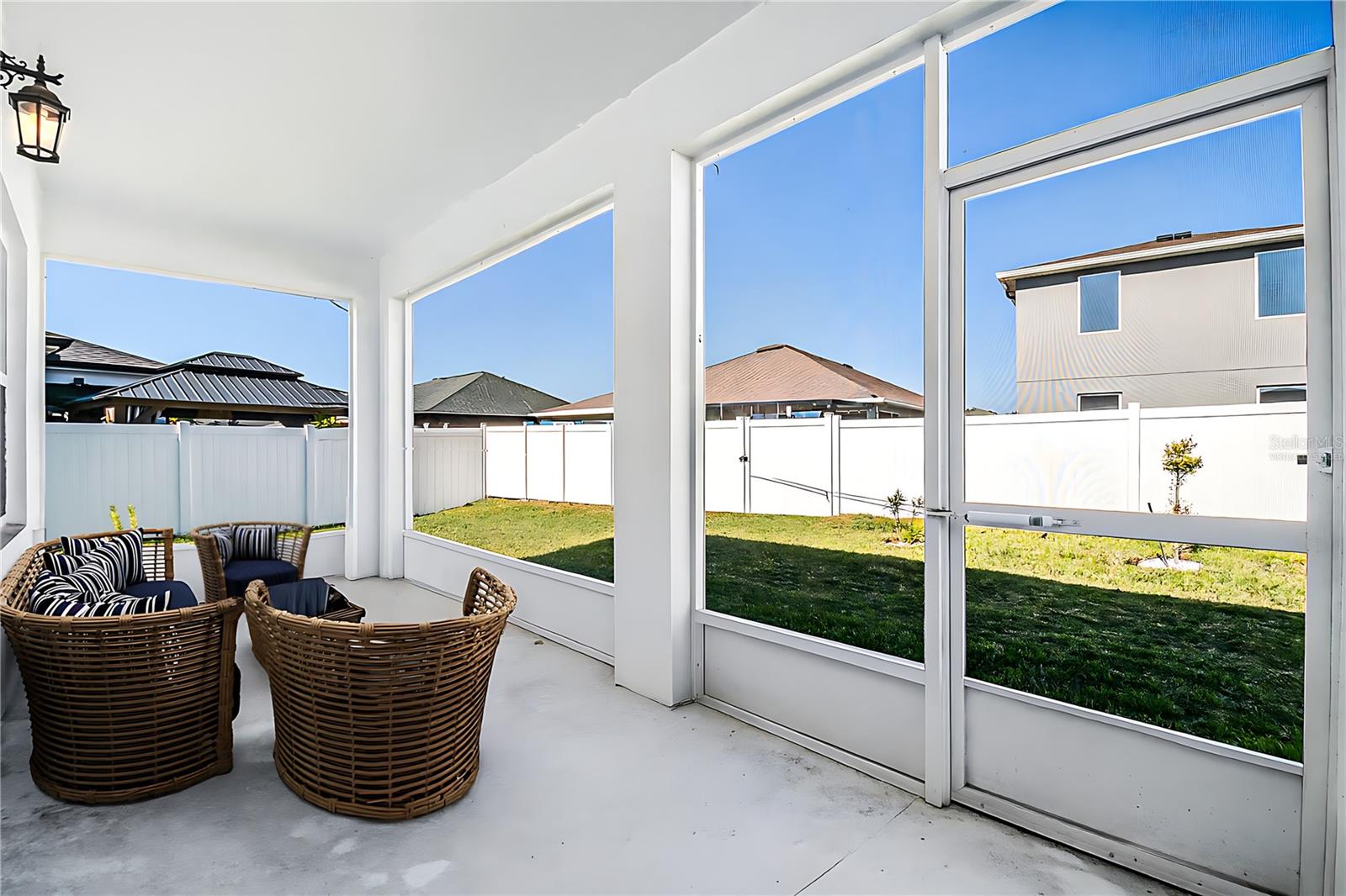 PRAIRIE OAKS - Residential