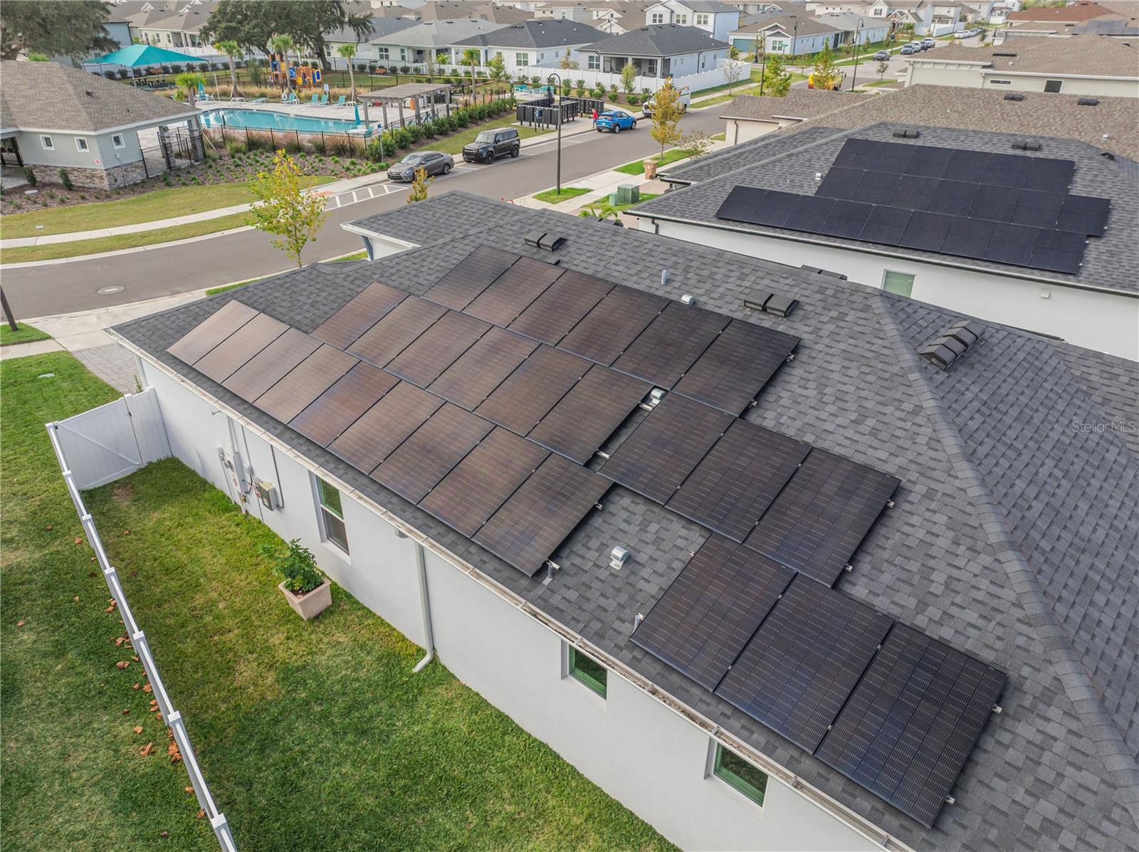 PRAIRIE OAKS - Residential