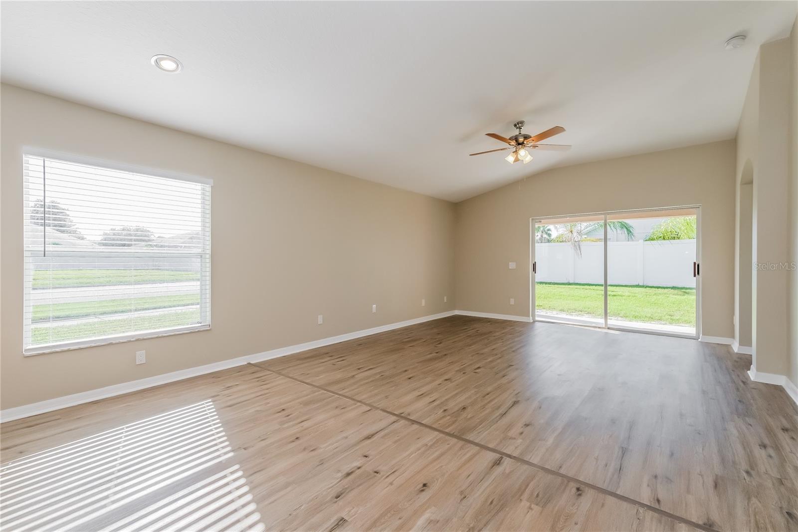 SUNCOAST MEADOWS INCREMENT 02 - Residential Lease