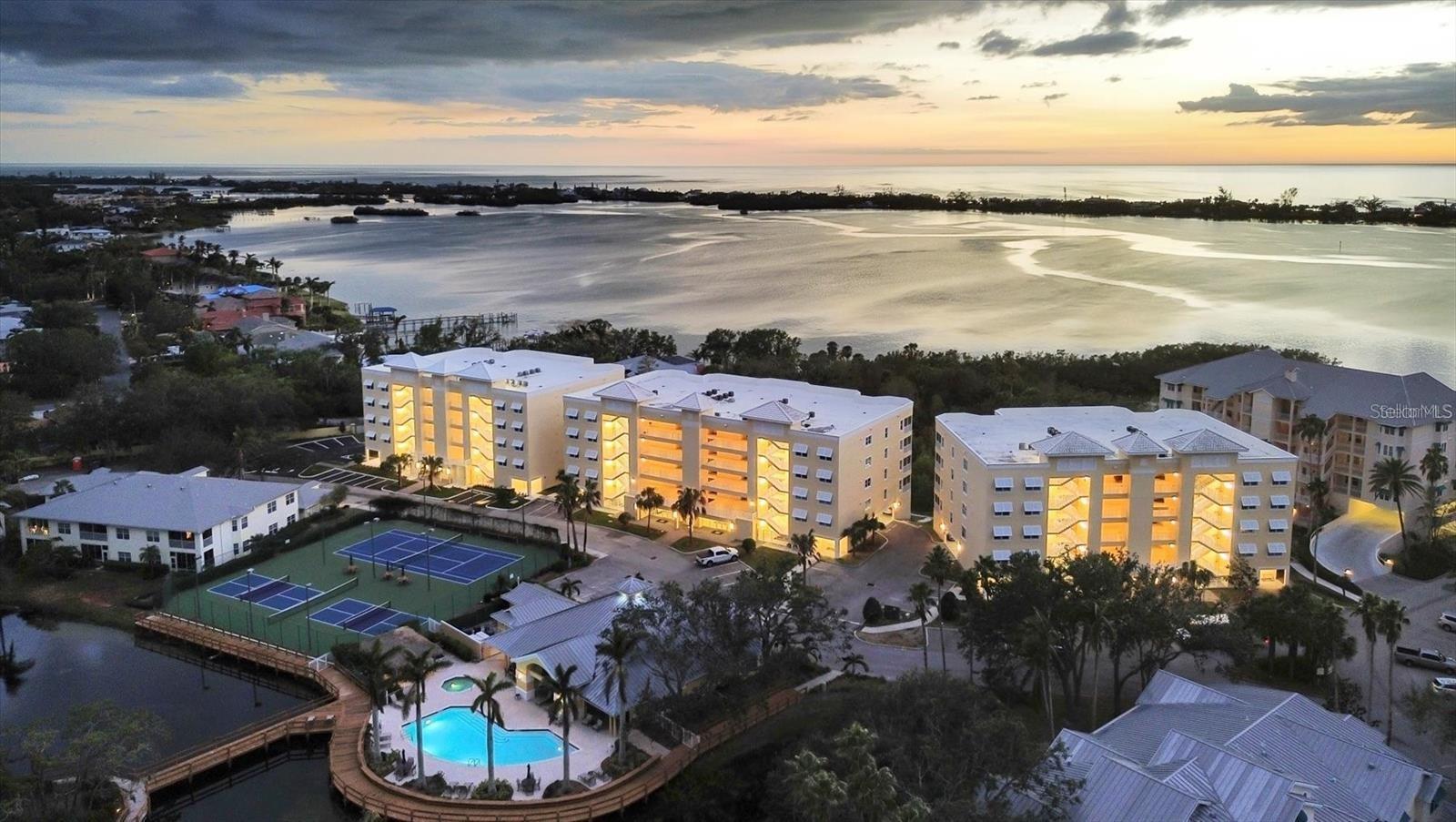 280 HIDDEN BAY DRIVE 302

                                                                             OSPREY                                

                                    , FL - $832,750