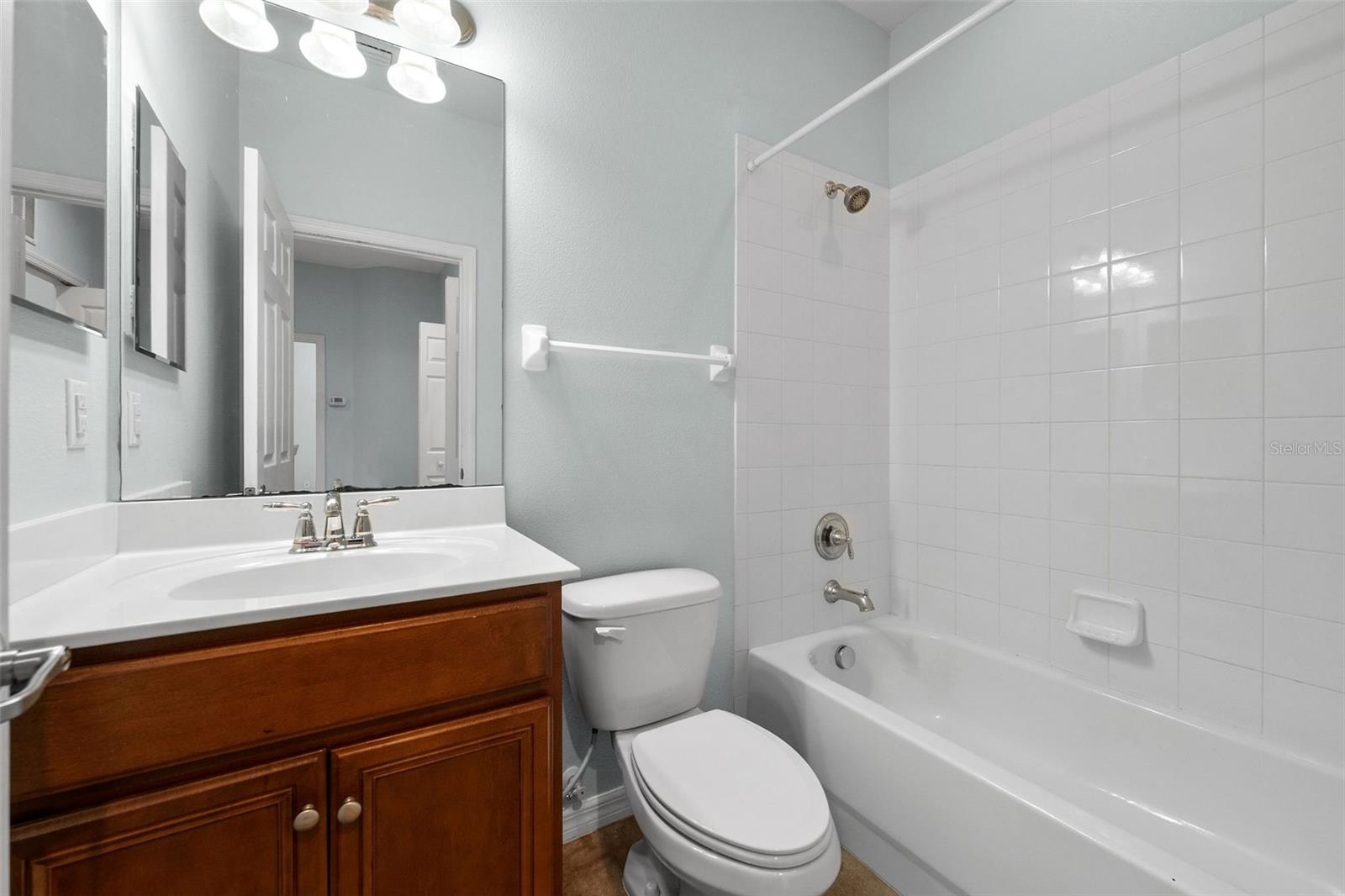 STONEHAVEN PH 4, 5, 6, 7 & 25 - Residential Lease
