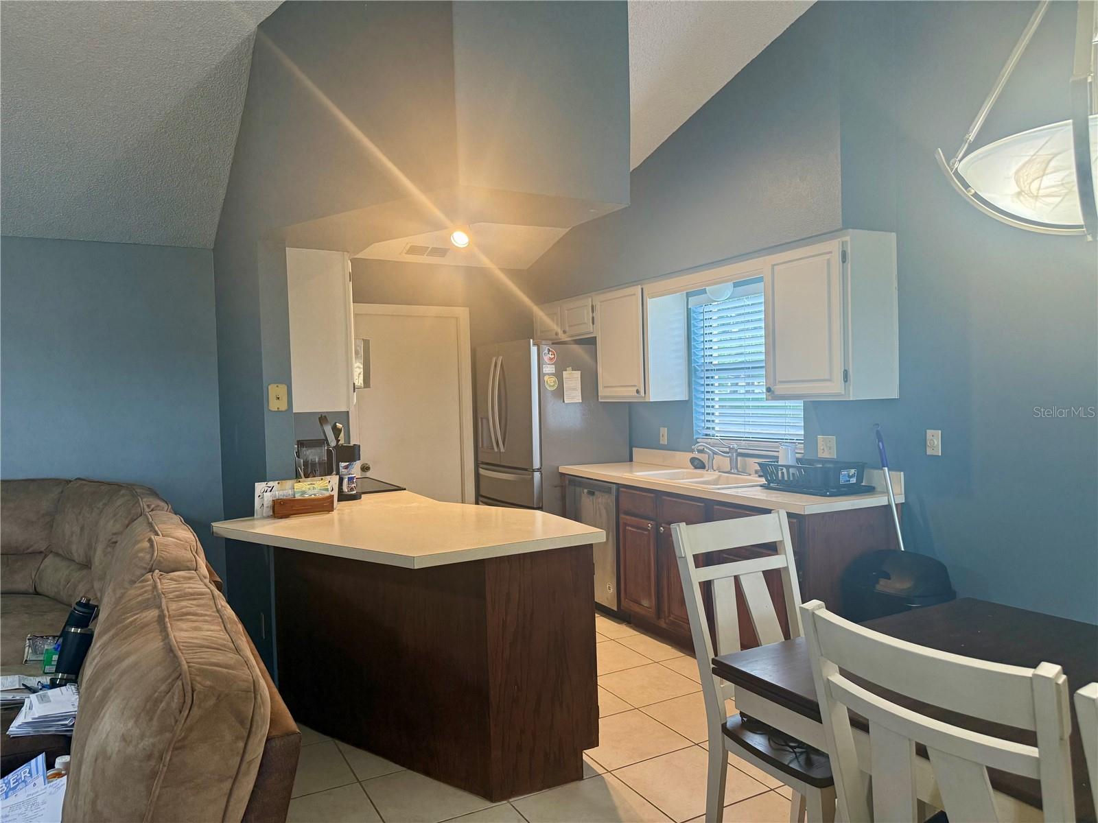 CROWN POINTE PH 1 - Residential