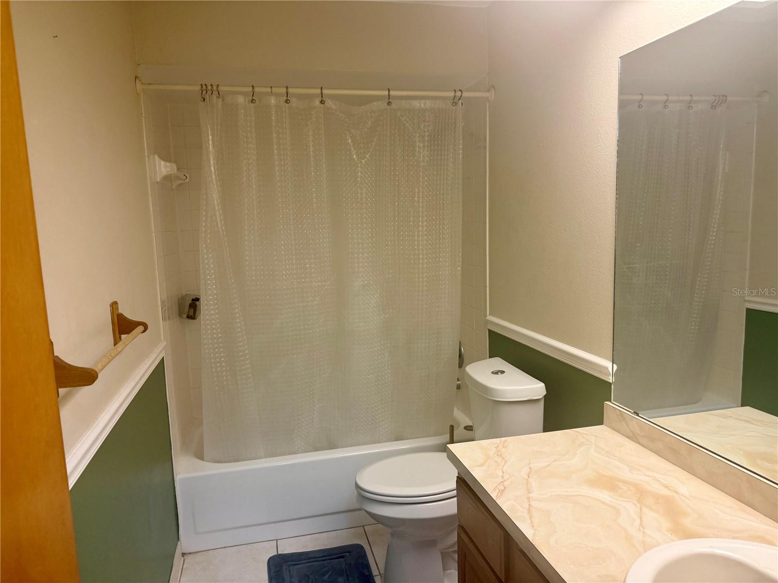 CROWN POINTE PH 1 - Residential