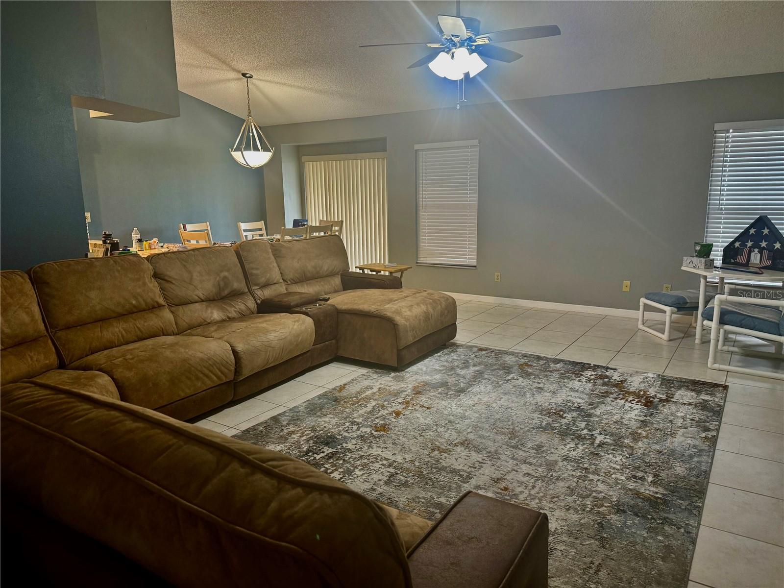 CROWN POINTE PH 1 - Residential