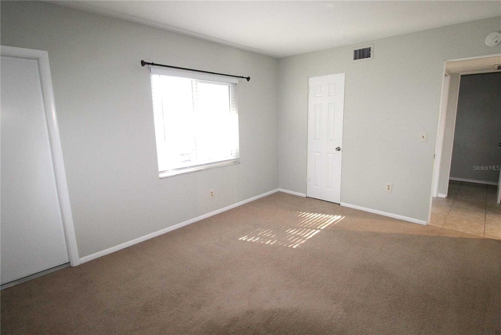 GARDEN APTS - Residential Lease
