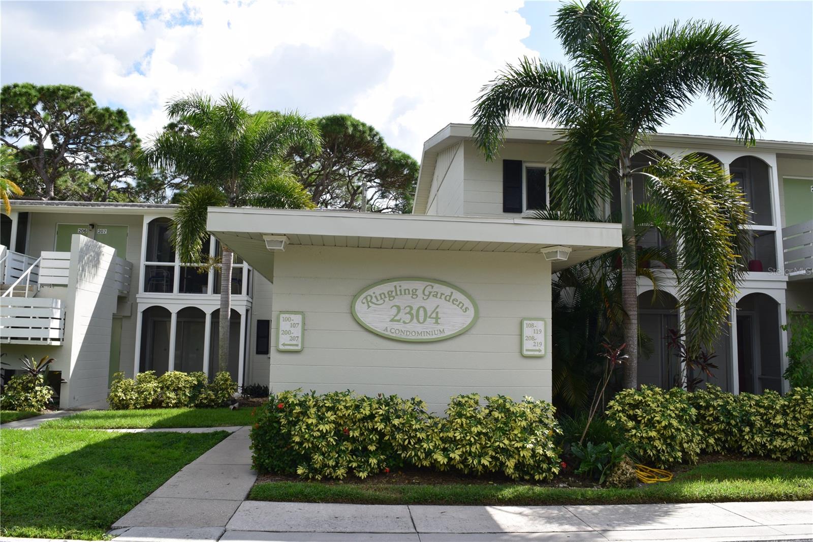 GARDEN APTS - Residential Lease