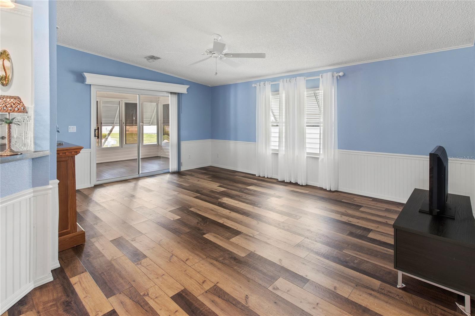 RIDGEWOOD OAKS PH II & III - Residential