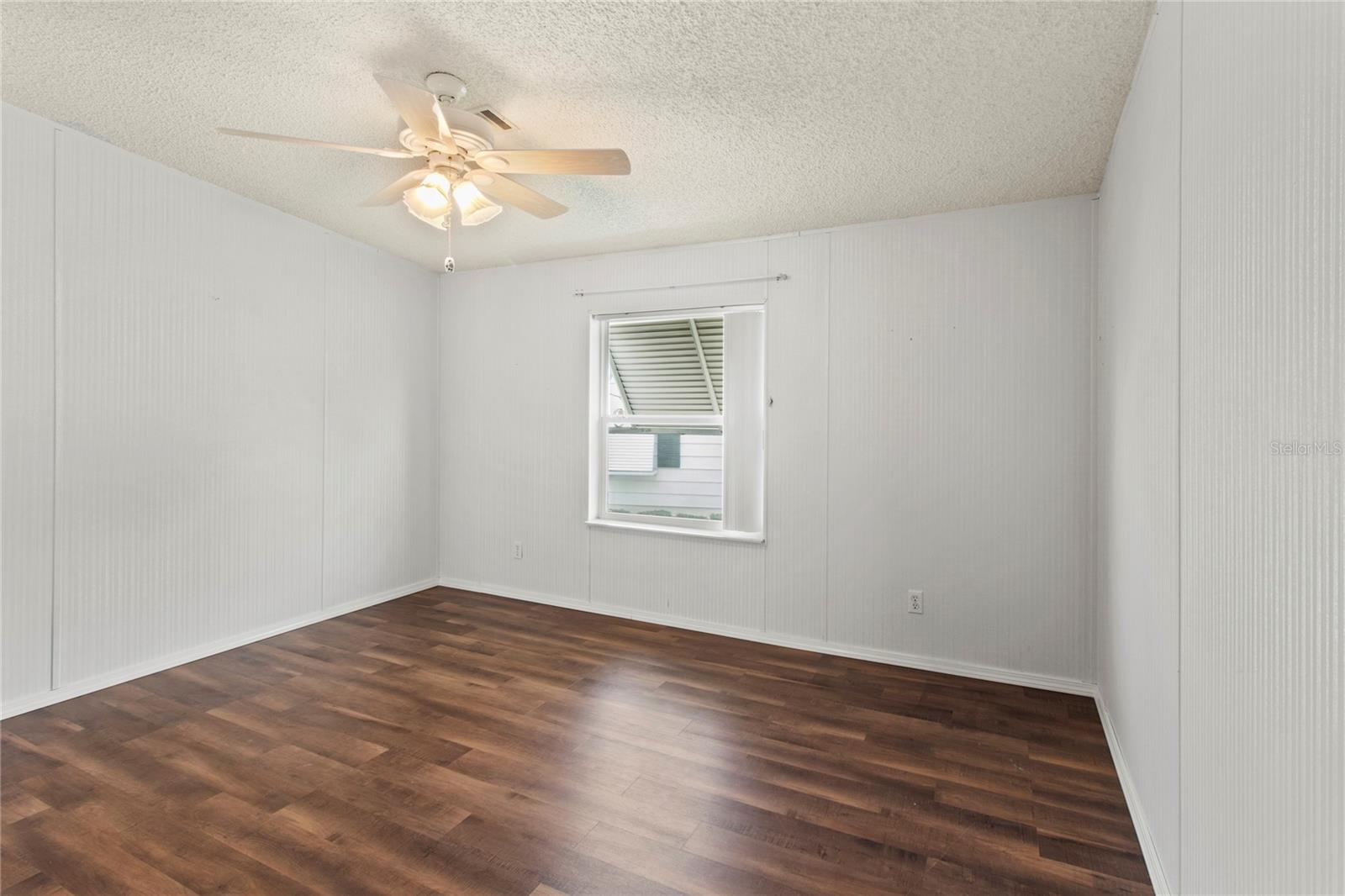 RIDGEWOOD OAKS PH II & III - Residential