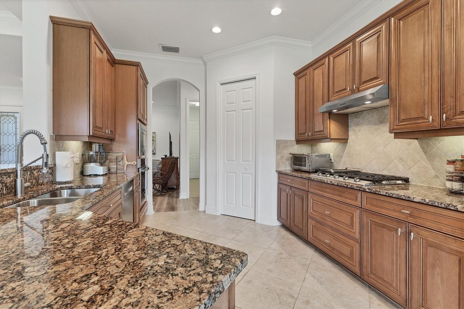 BARTON FARMS - Residential