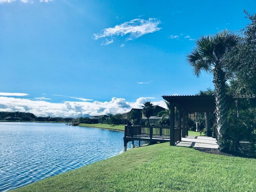 SHINGLE CRK RESERVE/OAKS PH 3 - Residential Lease