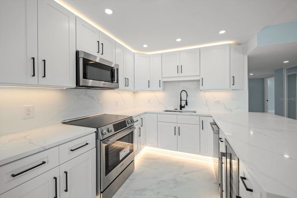 Photo of 1400 Gulf Boulevard #804, Clearwater Beach, FL 33767 (MLS # TB8384130)